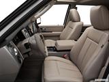  Front seats from Drivers Side photo